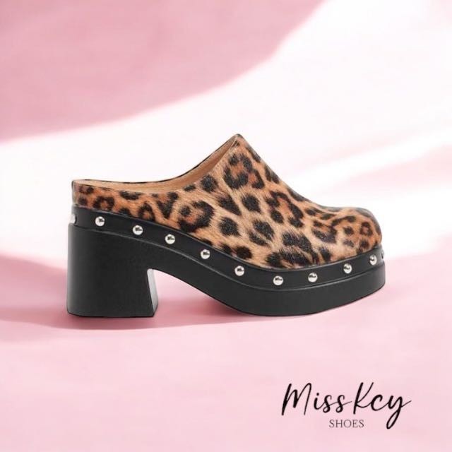 CHAUSSURES FEMME SABOT LEOPARD EN BOIS MISS SABINE - MissKCY