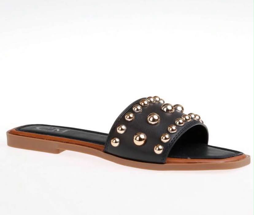 Claquette Mule en Simili Cuir Noir à Clous Dorés - Modèle "Aurora"