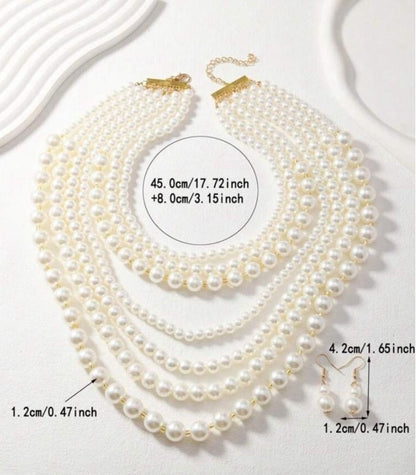 Collier Multi-Rangs de Perles – Élégance Intemporelle