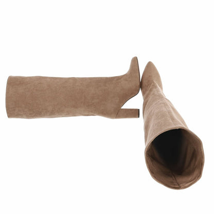 BOTTES HAUTES BEIGE SUÉDINE PREMIUM – TALON HAUT CARRÉ & BOUT POINTU MISS OLFA