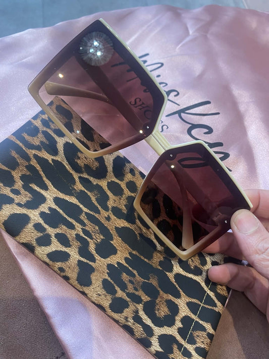 Lunettes de Soleil Oversize "Geometric BEIGE" MISS ALYA - MissKCY