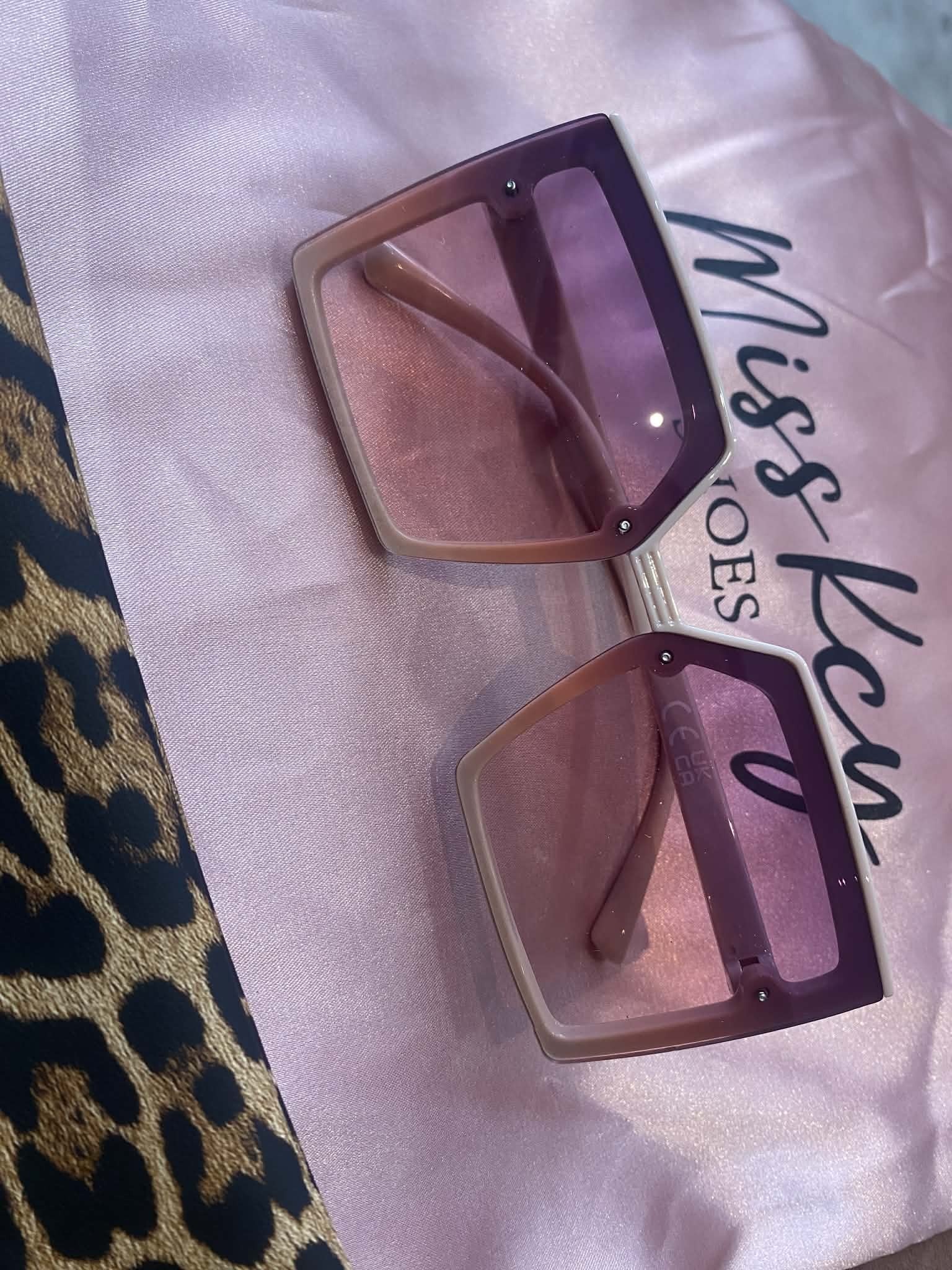 Lunettes de Soleil Oversize "Geometric ROSE PARME" MISS ALYA - MissKCY
