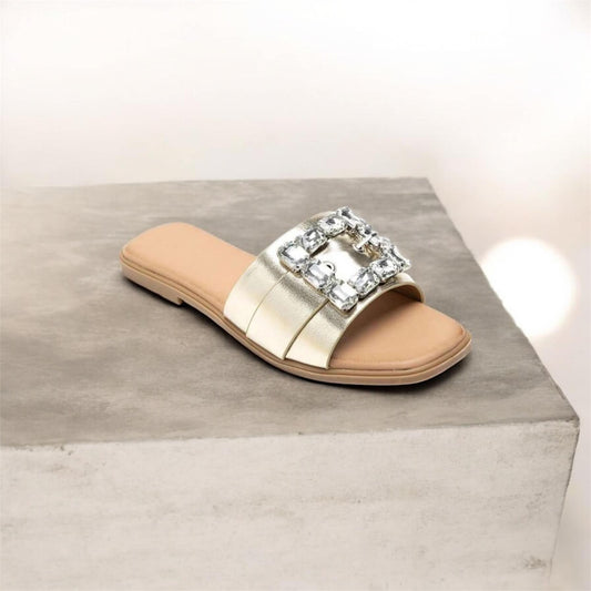 Mules plates ornées de strass – Élégance décontractée or
