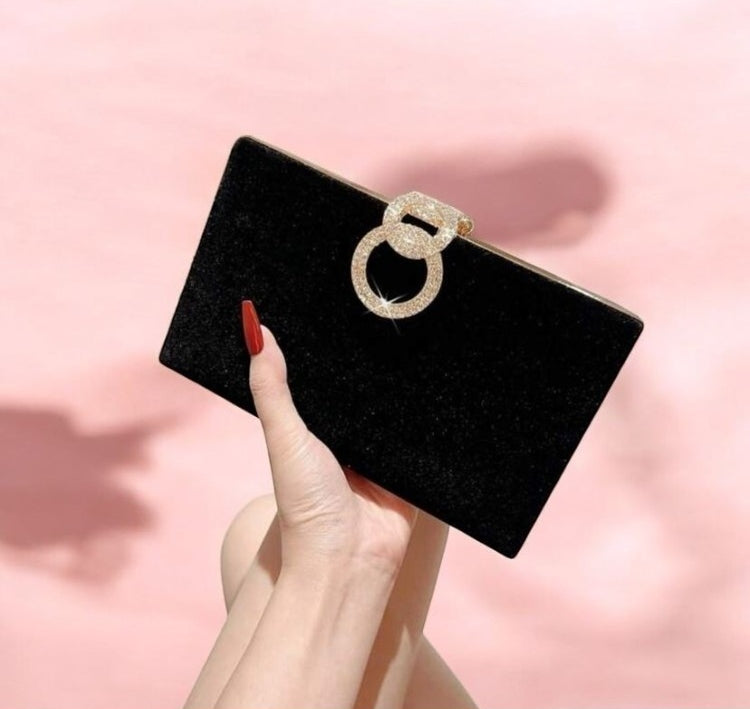 Pochette de soirée rigide noire – Anneau doré chic