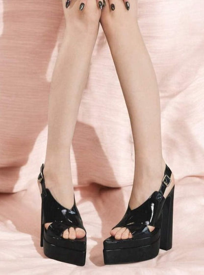 Sandales à Talons Hauts Noires Vernies – Must Have Intemporel MISS VICKY