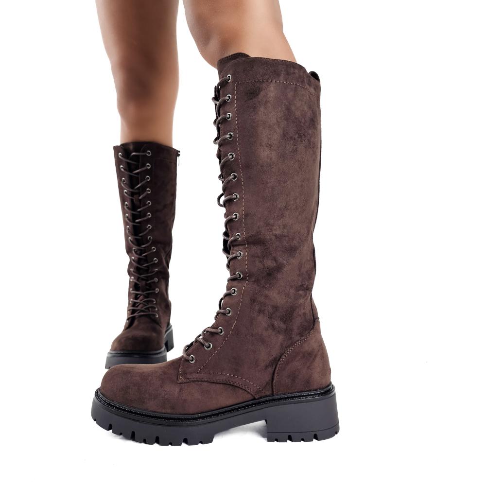 BOTTES HAUTES À LACETS MARRON ASPECT DAIM – ZIP INTÉRIEUR & SEMELLE CRANTÉE MISS ALICIA