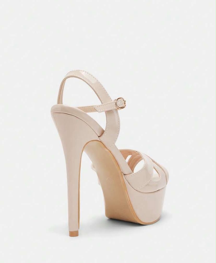Sandales à Plateforme et Talon Aiguille – Beige Vernis Élégant