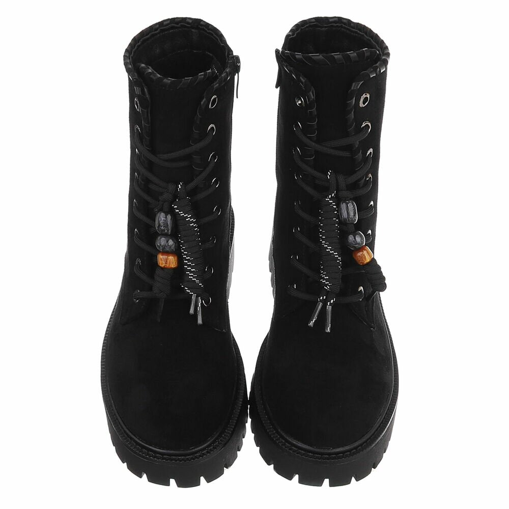 BOTTINES À LACETS NOIRES ASPECT DAIM – PERLES DÉCORATIVES & SEMELLE CRANTÉE MISS DAYANA